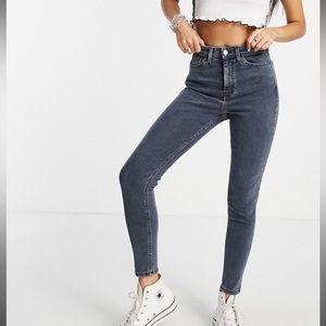 Never Worn TOPSHOP Jamie High Waist Smoke Gray Jeans size 25
